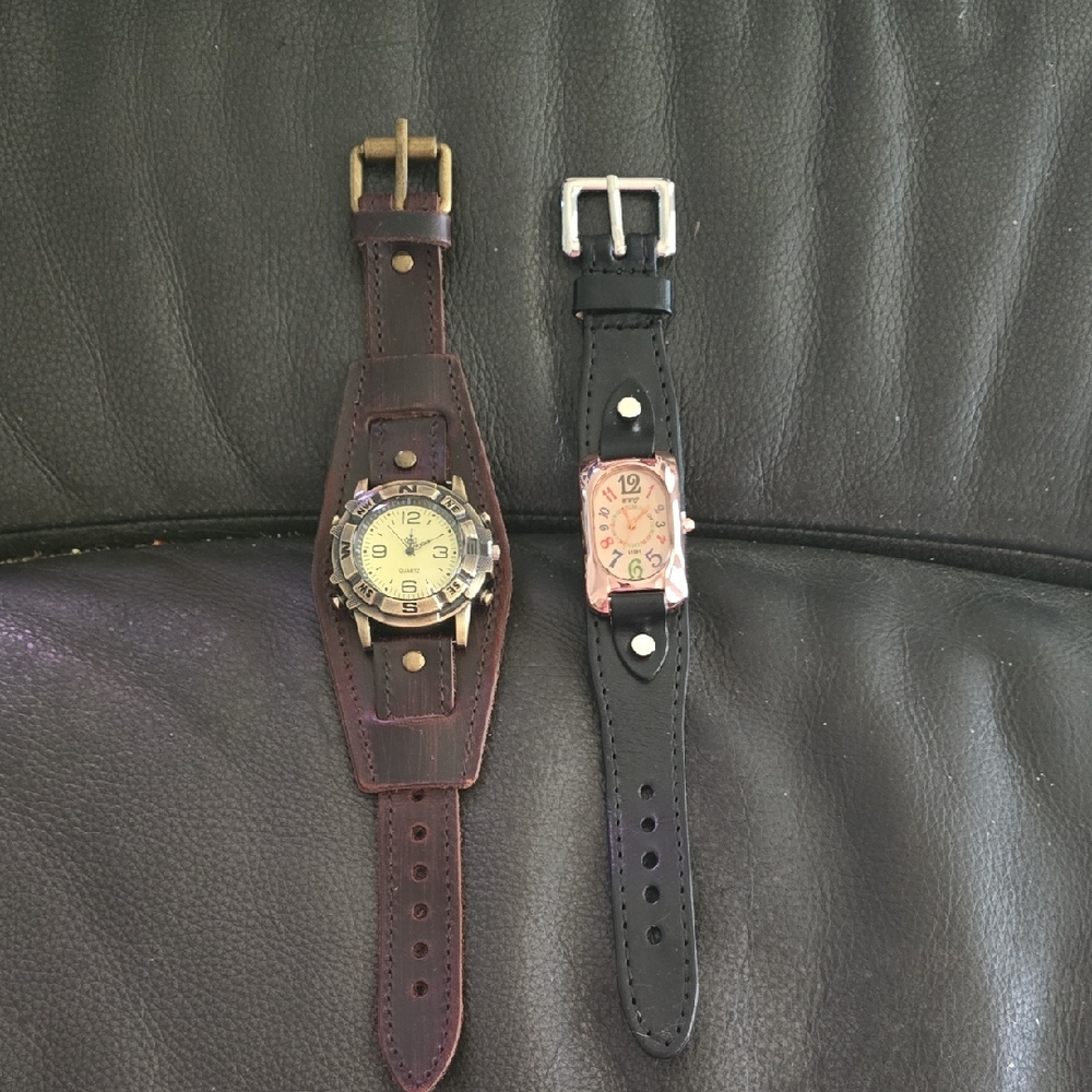 Black Leather Strap Watch with Rose Gold Case